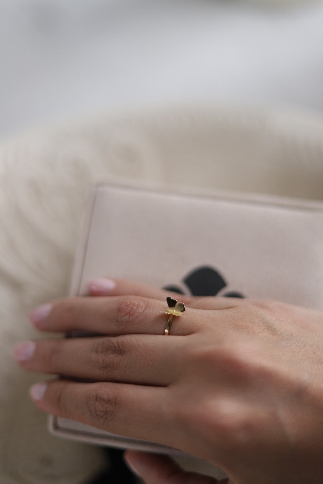 Anillo mariposa en el aire oro 18 kt