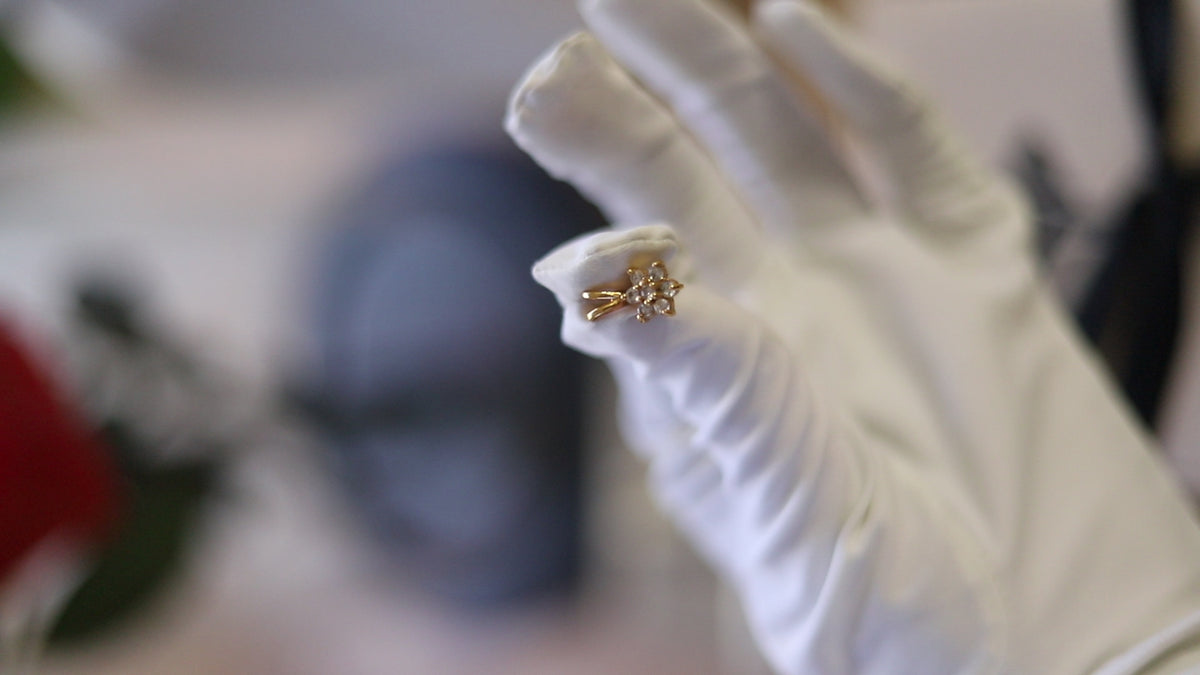 Dije Bloom de Oro 18 kt